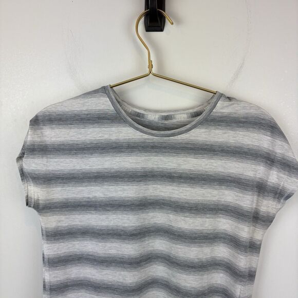Lululemon Gray White Striped‎ T Shirt M/L? - Picture 4 of 6